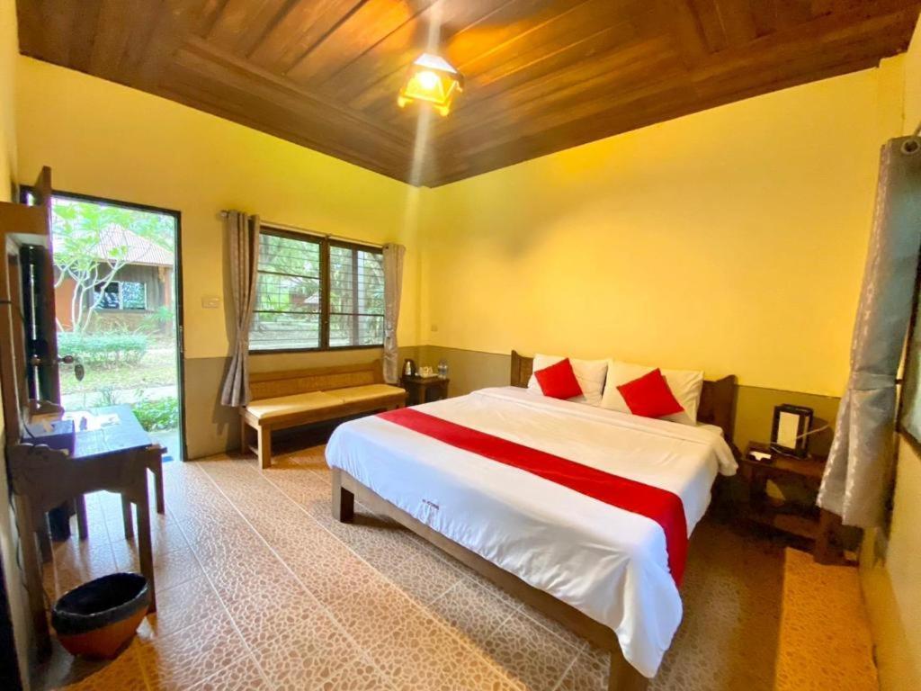 Pai Hotsprings Spa Resort Exteriör bild