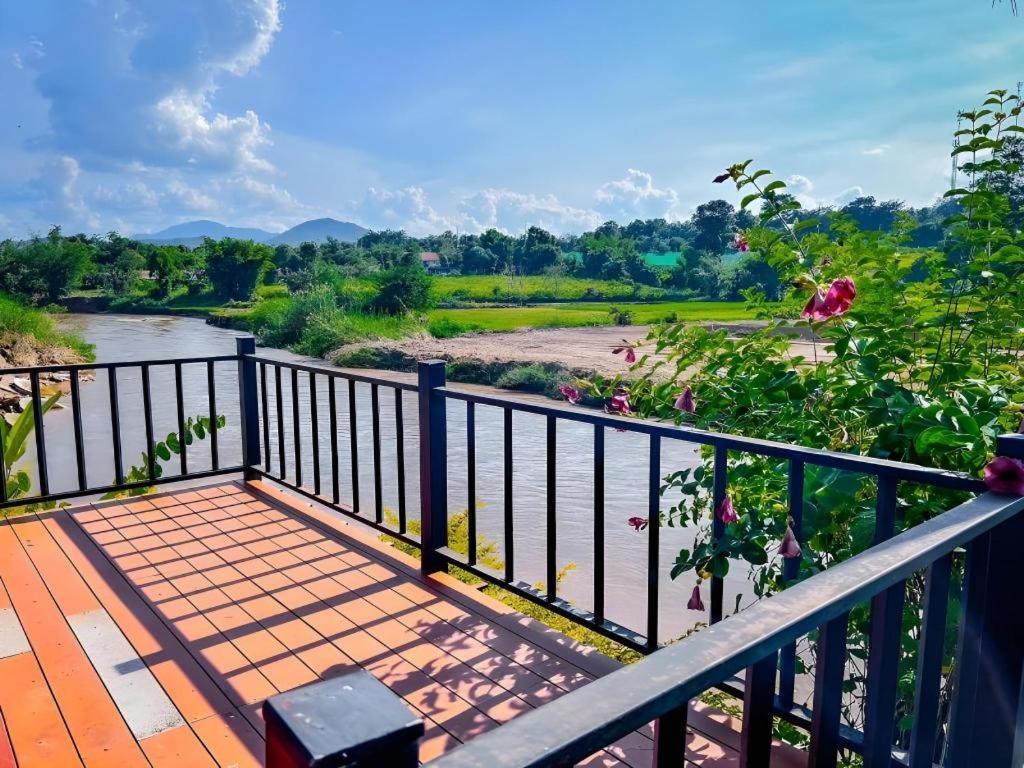 Pai Hotsprings Spa Resort Exteriör bild