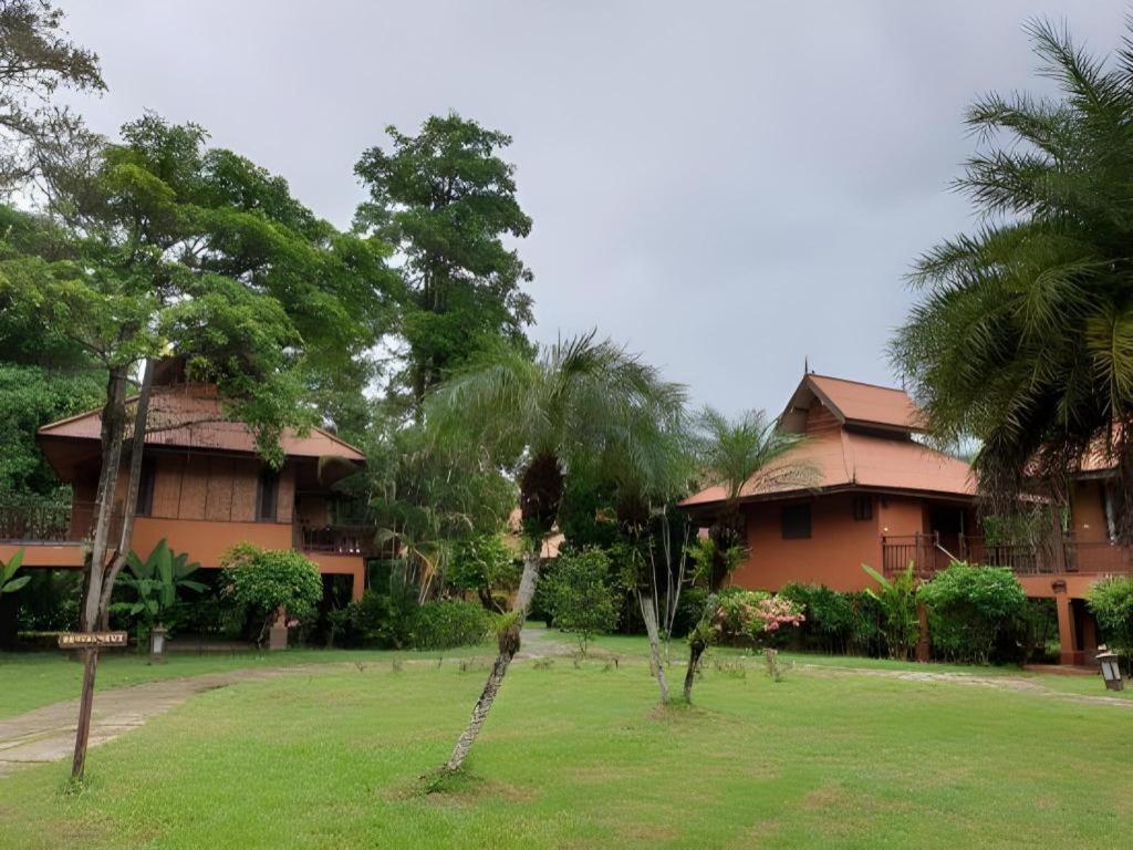 Pai Hotsprings Spa Resort Exteriör bild