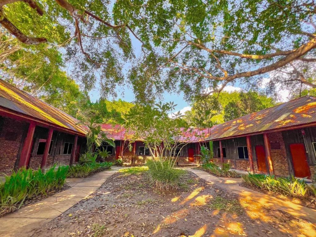 Pai Hotsprings Spa Resort Exteriör bild